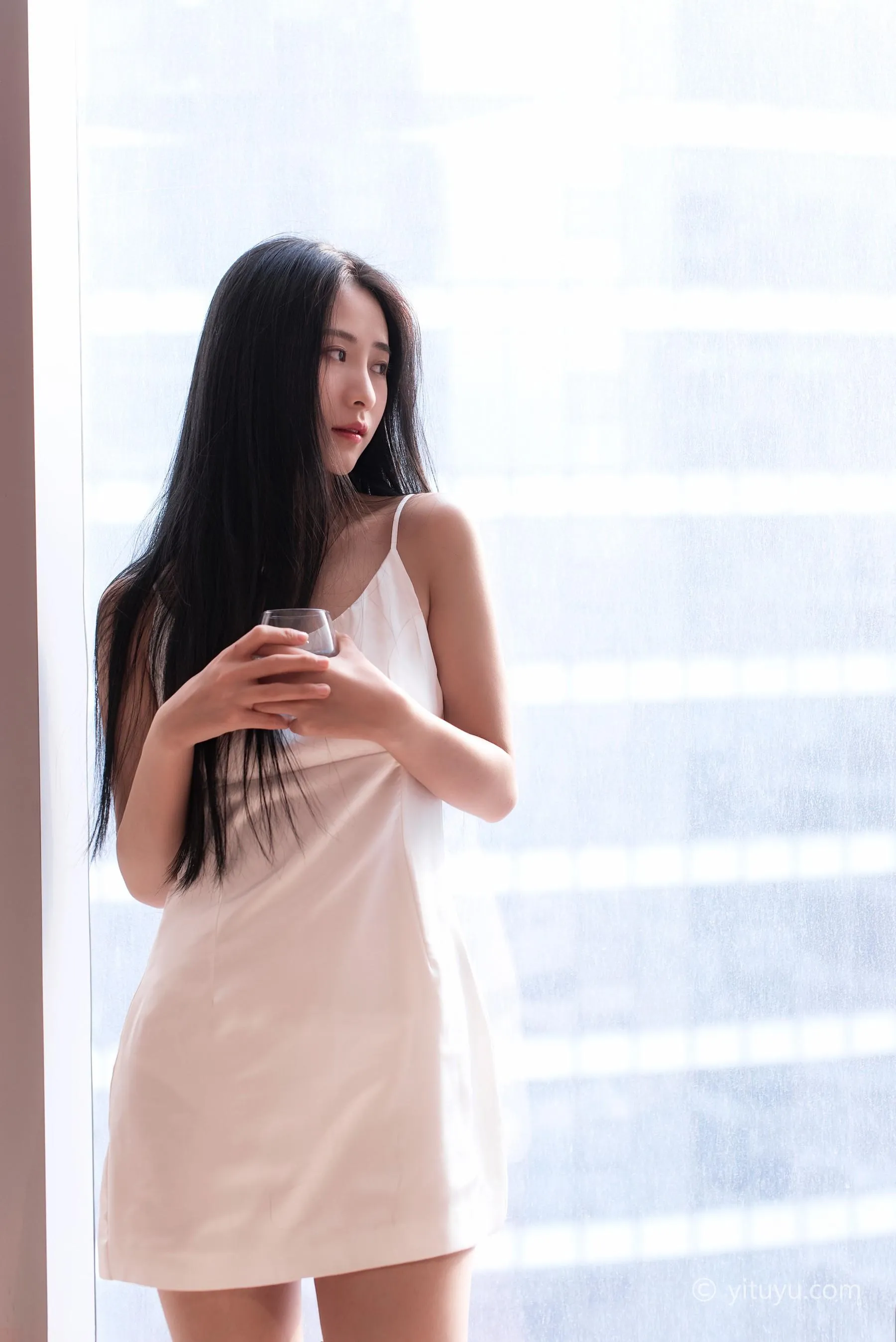 [YITUYU艺图语]2021.08.16 分手前 颖儿 [39P]插图5